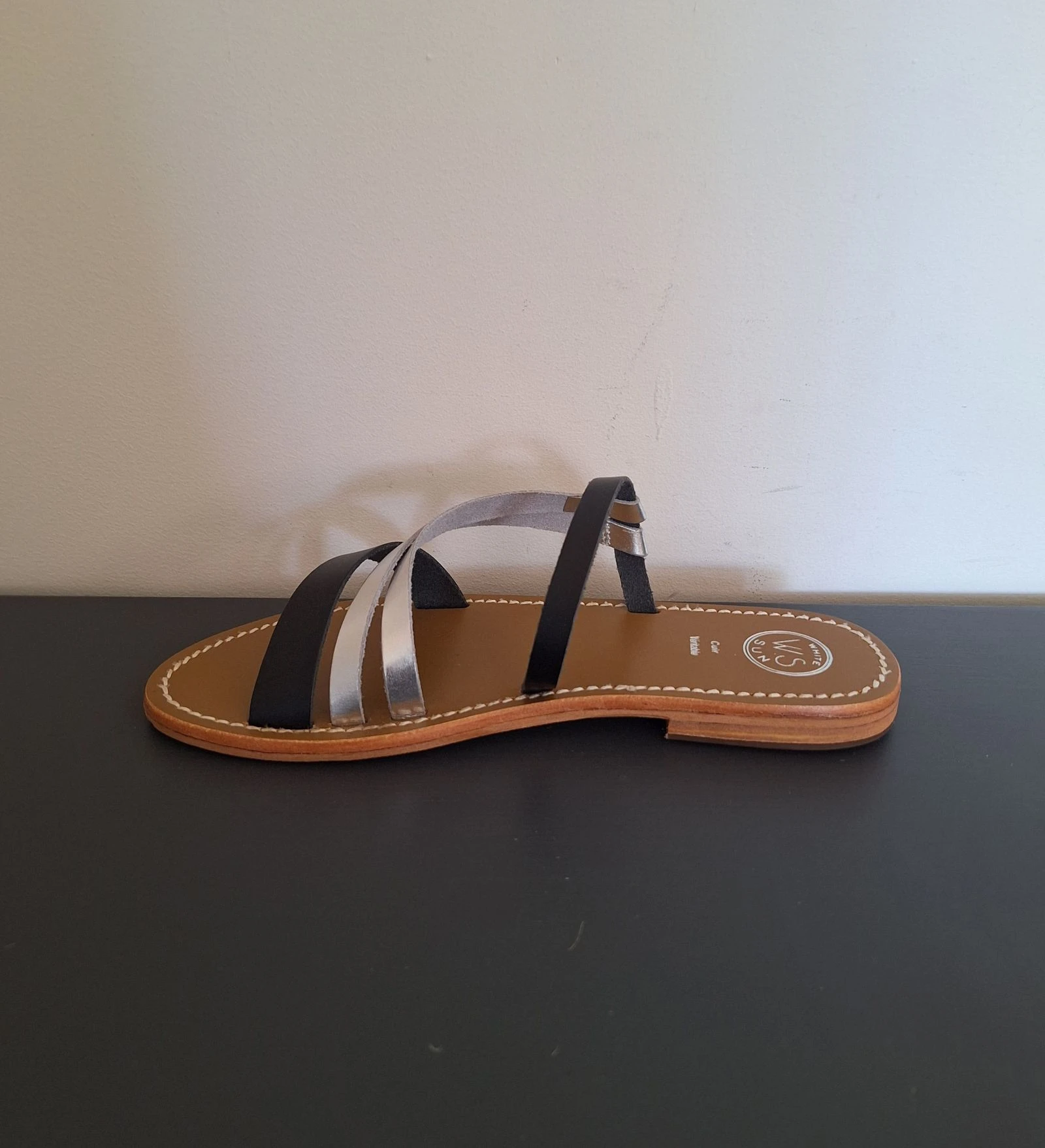 Slippery de couro preto com prata White Sun tamanho 38 – photo 4